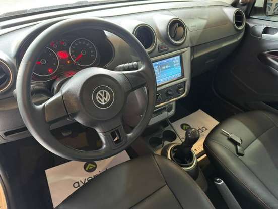 VOLKSWAGEN-GOL-1.0 MI TRENDLINE 8V FLEX 4P MANUAL VOLKSWAGEN-GOL-2014