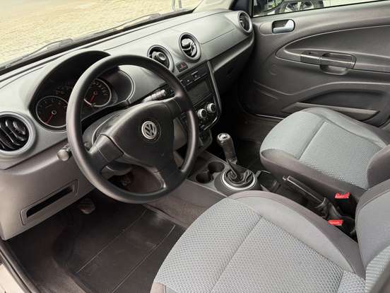 VOLKSWAGEN-GOL-2011