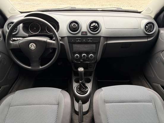 VOLKSWAGEN-GOL-1.6 MI POWER 8V FLEX 4P MANUAL G.V VOLKSWAGEN-GOL-2011