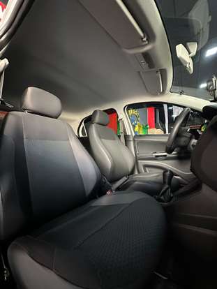 VOLKSWAGEN-GOL-2021