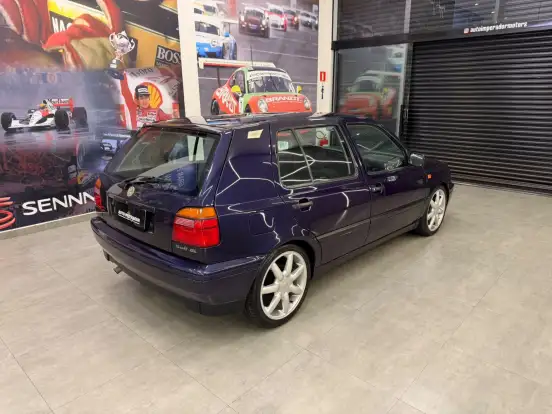 VOLKSWAGEN-GOLF-1.8 MI GL 8V GASOLINA 4P MANUAL VOLKSWAGEN-GOLF-1995