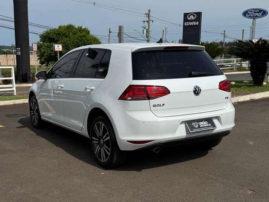 VOLKSWAGEN-GOLF-1.0 TSI COMFORTLINE 12V TOTAL FLEX 4P MANUAL VOLKSWAGEN-GOLF-2017