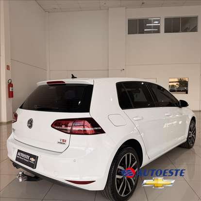 VOLKSWAGEN-GOLF-2014