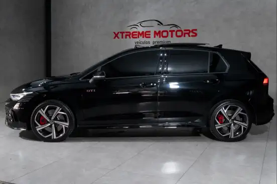 VOLKSWAGEN-GOLF-2026