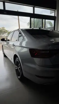 VOLKSWAGEN-JETTA-1.4 250 TSI TOTAL FLEX R-LINE TIPTRONIC VOLKSWAGEN-JETTA-2019