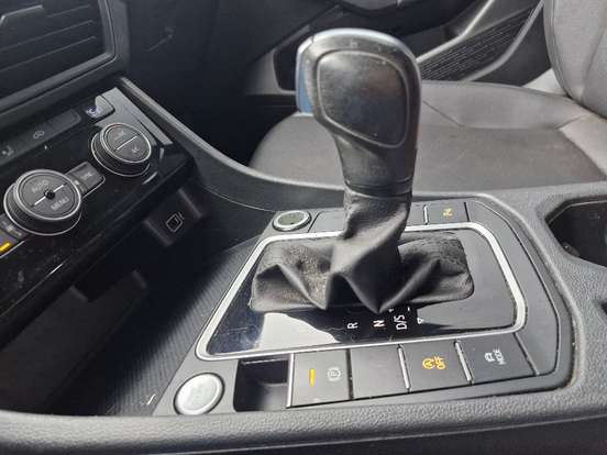 VOLKSWAGEN-JETTA-1.4 250 TSI TOTAL FLEX COMFORTLINE TIPTRONIC VOLKSWAGEN-JETTA-2019