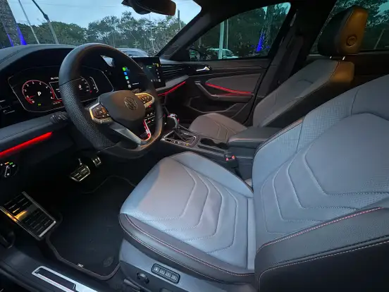 VOLKSWAGEN-JETTA-2025