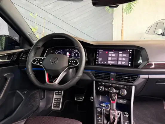 VOLKSWAGEN-JETTA-2023