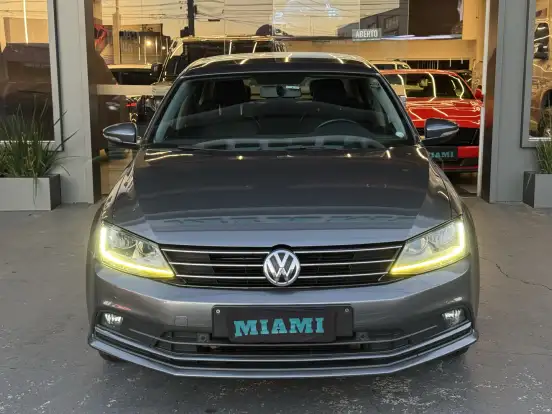 VOLKSWAGEN-JETTA-2017