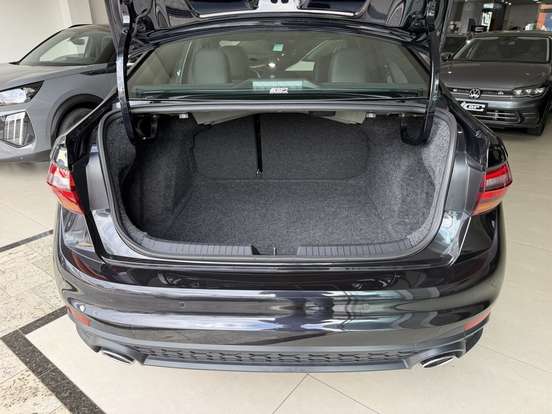 VOLKSWAGEN-JETTA-2023