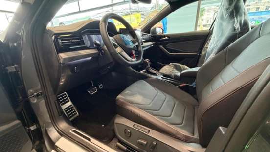 VOLKSWAGEN-JETTA-2026