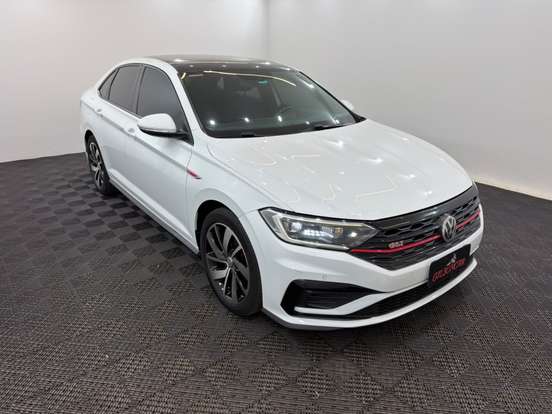 VOLKSWAGEN-JETTA-2019
