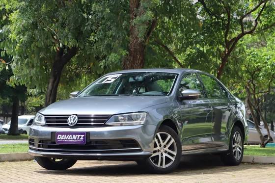VOLKSWAGEN JETTA 2.0 COMFORTLINE FLEX 4P TIPTRONIC
