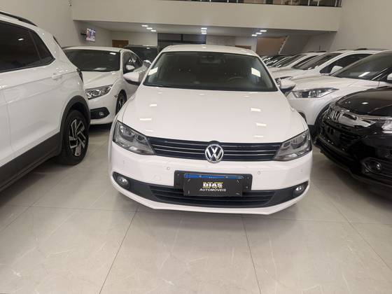 VOLKSWAGEN JETTA 2.0 COMFORTLINE FLEX 4P TIPTRONIC