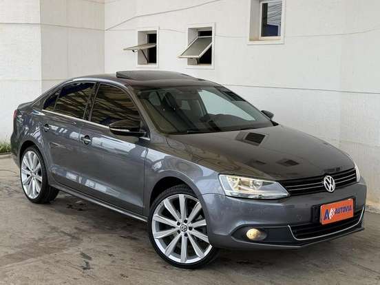 VOLKSWAGEN-JETTA-2.0 TSI HIGHLINE 200CV GASOLINA 4P TIPTRONIC VOLKSWAGEN-JETTA-2012