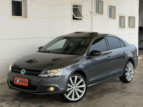 VOLKSWAGEN-JETTA-2.0 TSI HIGHLINE 200CV GASOLINA 4P TIPTRONIC VOLKSWAGEN-JETTA-2012