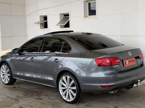 VOLKSWAGEN-JETTA-2.0 TSI HIGHLINE 200CV GASOLINA 4P TIPTRONIC VOLKSWAGEN-JETTA-2012