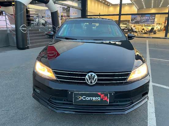 VOLKSWAGEN-JETTA-2.0 TSI HIGHLINE 211CV GASOLINA 4P TIPTRONIC VOLKSWAGEN-JETTA-2015