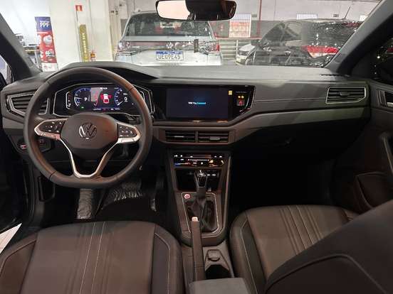 VOLKSWAGEN-NIVUS-1.0 200 TSI TOTAL FLEX HIGHLINE AUTOMÁTICO VOLKSWAGEN-NIVUS-2025