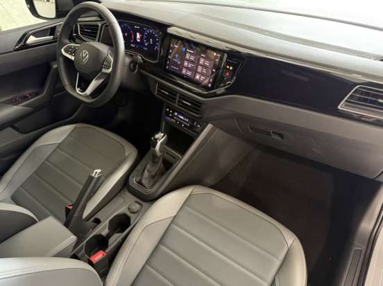 VOLKSWAGEN-NIVUS-1.0 200 TSI TOTAL FLEX HIGHLINE AUTOMÁTICO VOLKSWAGEN-NIVUS-2024