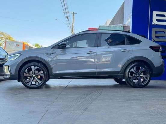 VOLKSWAGEN-NIVUS-1.0 200 TSI TOTAL FLEX HIGHLINE AUTOMÁTICO VOLKSWAGEN-NIVUS-2023