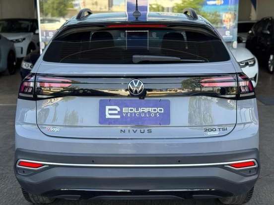 VOLKSWAGEN-NIVUS-1.0 200 TSI TOTAL FLEX HIGHLINE AUTOMÁTICO VOLKSWAGEN-NIVUS-2023