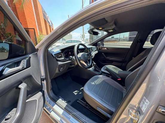 VOLKSWAGEN-NIVUS-1.0 200 TSI TOTAL FLEX HIGHLINE AUTOMÁTICO VOLKSWAGEN-NIVUS-2020
