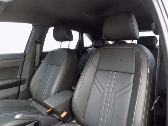 VOLKSWAGEN-NIVUS-1.0 200 TSI TOTAL FLEX HIGHLINE AUTOMÁTICO VOLKSWAGEN-NIVUS-2025