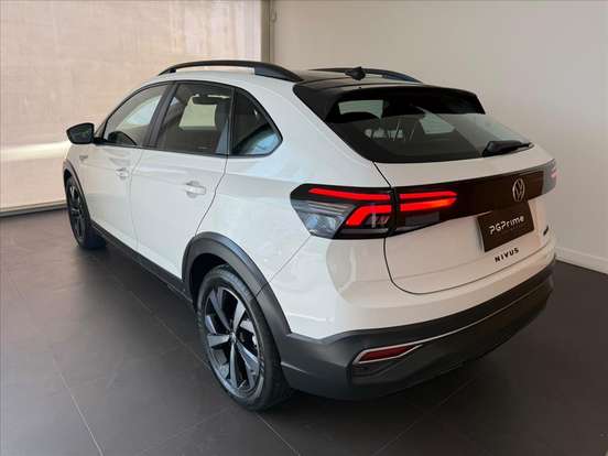 VOLKSWAGEN-NIVUS-1.0 200 TSI TOTAL FLEX HIGHLINE AUTOMÁTICO VOLKSWAGEN-NIVUS-2024