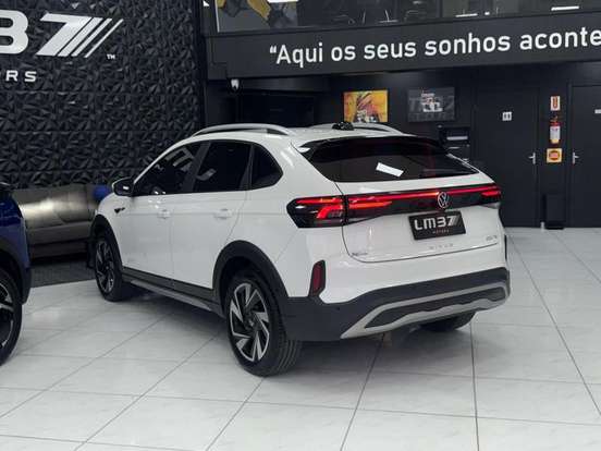 VOLKSWAGEN-NIVUS-1.0 200 TSI TOTAL FLEX HIGHLINE AUTOMÁTICO VOLKSWAGEN-NIVUS-2024