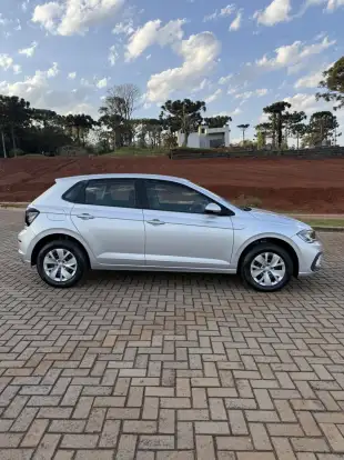 VOLKSWAGEN-POLO-2023
