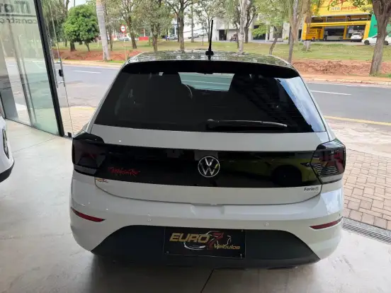VOLKSWAGEN-POLO-1.0 MPI ROCK IN RIO MANUAL VOLKSWAGEN-POLO-2024