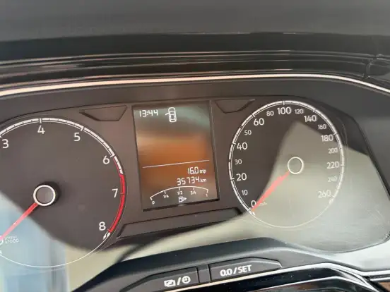 VOLKSWAGEN-POLO-2024