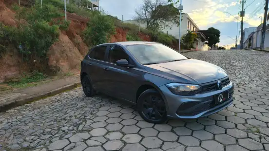 VOLKSWAGEN-POLO-2023