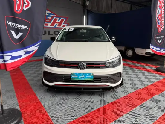 VOLKSWAGEN-POLO-2024