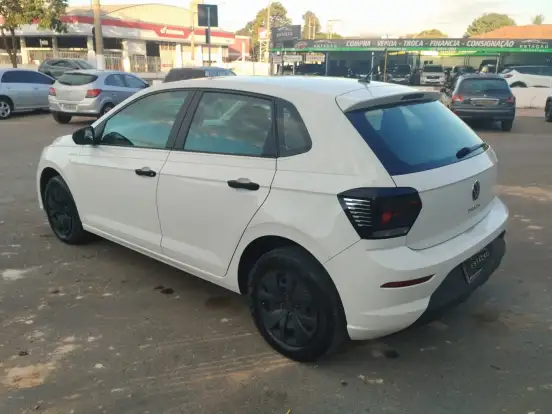 VOLKSWAGEN-POLO-2024
