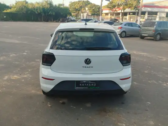 VOLKSWAGEN-POLO-2024