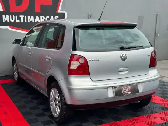 VOLKSWAGEN-POLO-1.6 MI 8V FLEX 4P MANUAL VOLKSWAGEN-POLO-2005