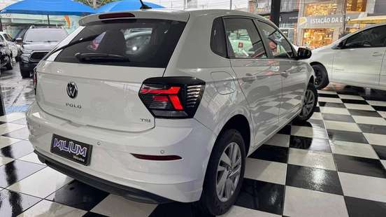 VOLKSWAGEN-POLO-2023