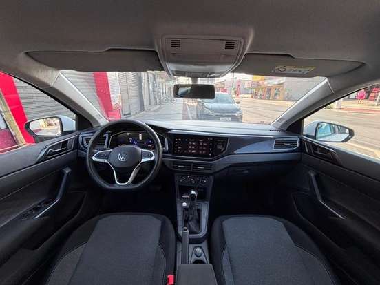 VOLKSWAGEN-POLO-2023