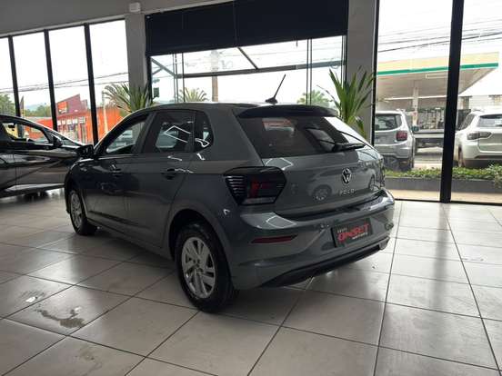 VOLKSWAGEN-POLO-1.0 170 TSI COMFORTLINE AUTOMÁTICO VOLKSWAGEN-POLO-2025