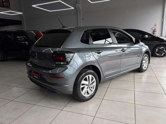 VOLKSWAGEN-POLO-2025