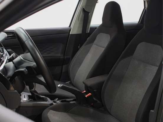 VOLKSWAGEN-POLO-1.0 170 TSI COMFORTLINE AUTOMÁTICO VOLKSWAGEN-POLO-2024