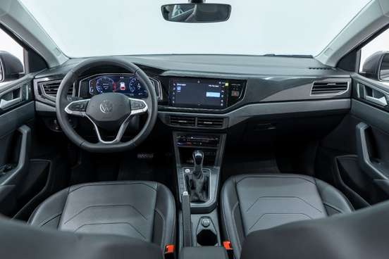 VOLKSWAGEN-POLO-2024