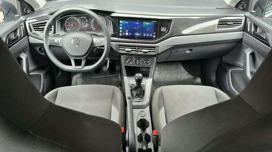 VOLKSWAGEN-POLO-2025