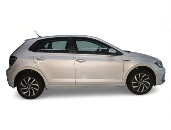 VOLKSWAGEN-POLO-2024