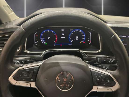VOLKSWAGEN-POLO-2024