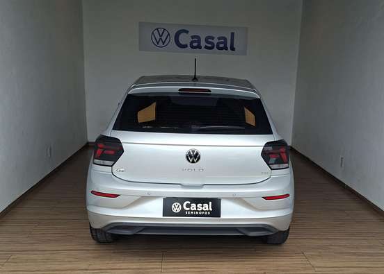 VOLKSWAGEN-POLO-2023