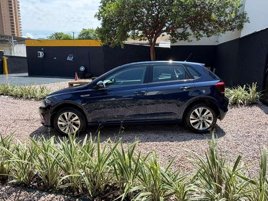 VOLKSWAGEN-POLO-1.0 200 TSI COMFORTLINE AUTOMÁTICO VOLKSWAGEN-POLO-2018