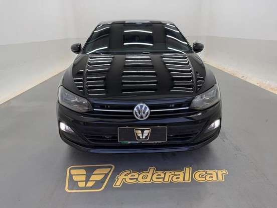 VOLKSWAGEN-POLO-2018